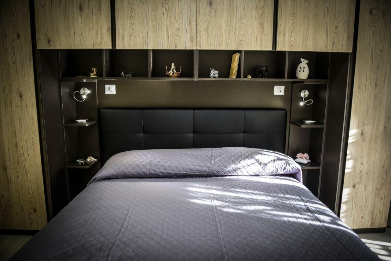 Le Fontane Del Re Bed & Breakfast Caserta Ngoại thất bức ảnh